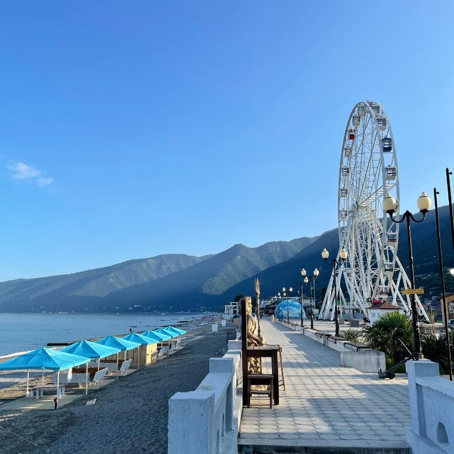 Мини-Отель New Gagra Dış mekan fotoğraf